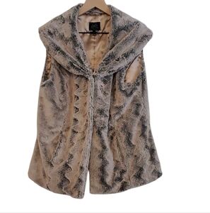 Ubu Faux Fur Mob Wife Fluffy Vest with Pockets, Size Large